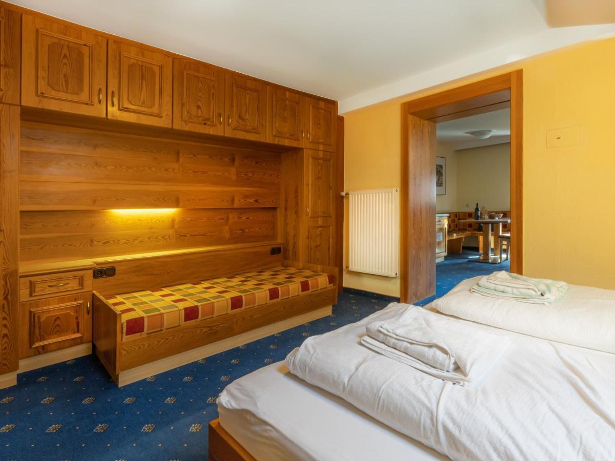 Regina'S Apart Apartment Solden Ngoại thất bức ảnh